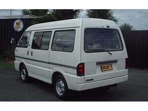 Характеристики грузового фургона Mazda Bongo 1.5 DX Full Wide Low (5 door) (02.1990 - 09.1996): фото, размеры, грузоподъемность, масса, скорость, двигатель, топливо, отзывы