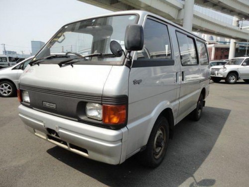 Характеристики грузового фургона Mazda Bongo 1.5 DX Full Wide Low (5 door) (02.1990 - 09.1996): фото, размеры, грузоподъемность, масса, скорость, двигатель, топливо, отзывы