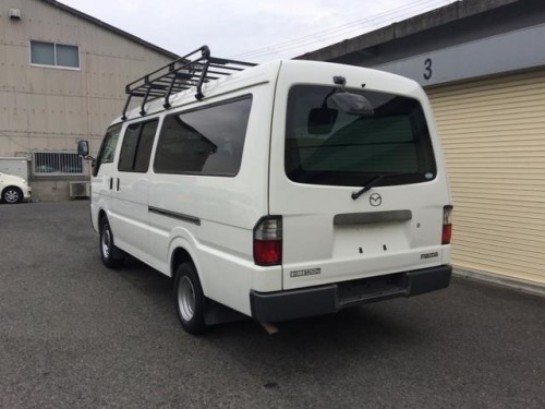 Характеристики минивэна Mazda Bongo Brawny 2.0 CD low floor long (06.1999 - 07.2007): фото, места, вместимость, скорость, двигатель, топливо, отзывы