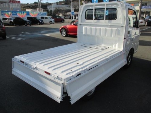 Характеристики грузового автомобиля Mazda Scrum 660 KC Air Conditioner Power Steering Farming 4WD (04.2022 - н.в.): фото, грузоподъемность, масса, скорость, двигатель, топливо, отзывы