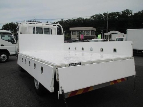 Характеристики грузового автомобиля Mazda Titan 3.0 Single Cab Middle Cabin Long Body Full Wide Low 2t Custom (06.2011 - 10.2014): фото, грузоподъемность, масса, скорость, двигатель, топливо, отзывы