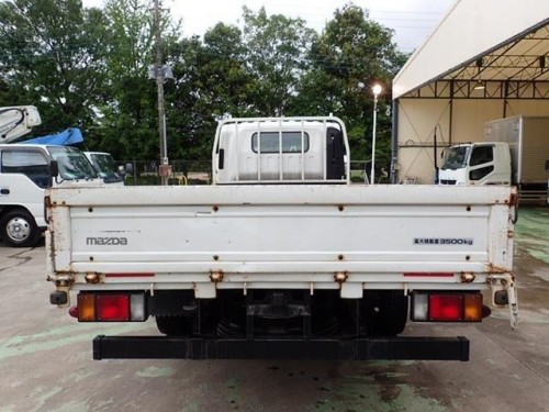 Характеристики грузового автомобиля Mazda Titan 3.0 Double Cab Standard Cabin Standard Body Full Wide Low 2t Standard (06.2011 - 10.2014): фото, грузоподъемность, масса, скорость, двигатель, топливо, отзывы