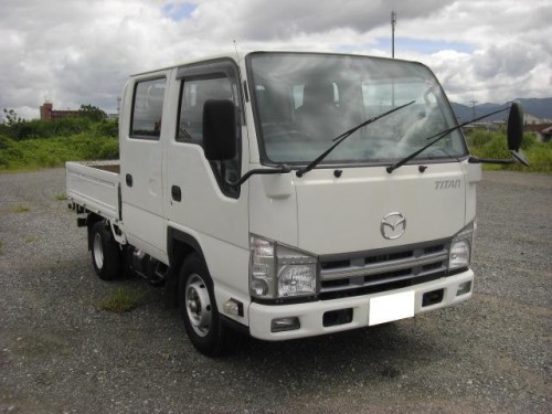 Характеристики грузового автомобиля Mazda Titan 3.0 Double Cab Standard Cabin Standard Body Full Wide Low 2t Standard (06.2011 - 10.2014): фото, грузоподъемность, масса, скорость, двигатель, топливо, отзывы