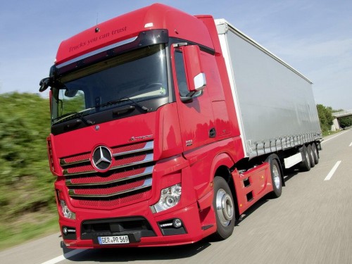 Характеристики седельного тягача Mercedes-Benz Actros 4x2 7.7 Powershift-12 4x2 Actros 1832 LS Air 3550 (07.2011 - н.в.): фото, размеры, грузоподъемность, масса, скорость, двигатель, топливо, отзывы