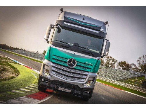 Характеристики седельного тягача Mercedes-Benz Actros 6x2 10.7 Powershift-12 6x2 Actros 2533 LS Air 3250 (07.2011 - н.в.): фото, размеры, грузоподъемность, масса, скорость, двигатель, топливо, отзывы