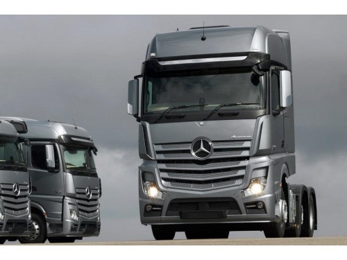 Характеристики седельного тягача Mercedes-Benz Actros 6x2 10.7 Powershift-12 6x2 Actros 2536 LS Air 3250 (07.2011 - н.в.): фото, размеры, грузоподъемность, масса, скорость, двигатель, топливо, отзывы