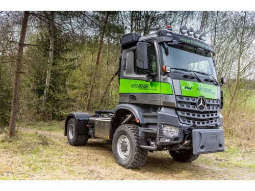 Характеристики седельного тягача Mercedes-Benz Arocs 4x4 10.7 PowerShift-16 4x4 Arocs 2033 AS Leaf 3900 (01.2013 - н.в.): фото, размеры, грузоподъемность, масса, скорость, двигатель, топливо, отзывы