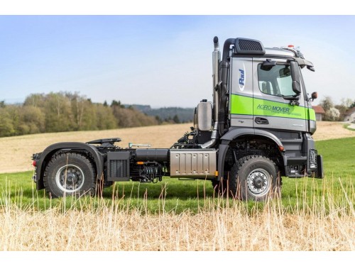 Характеристики седельного тягача Mercedes-Benz Arocs 4x4 10.7 PowerShift-16 4x4 Arocs 2033 AS Leaf 3900 (01.2013 - н.в.): фото, размеры, грузоподъемность, масса, скорость, двигатель, топливо, отзывы
