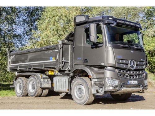 Характеристики бортового грузовика Mercedes-Benz Arocs 6x4 7.7 MT 6x4 Arocs 2633 LK Air 4200 (01.2013 - н.в.): фото, грузоподъемность, масса, скорость, двигатель, топливо, отзывы