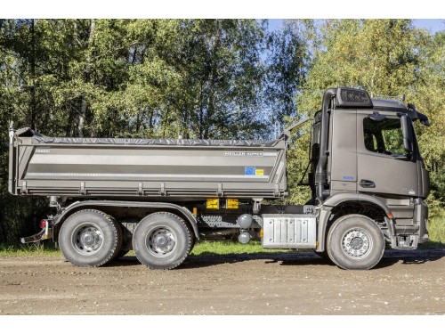 Характеристики бортового грузовика Mercedes-Benz Arocs 6x4 7.7 MT 6x4 Arocs 2633 LK Air 4200 (01.2013 - н.в.): фото, грузоподъемность, масса, скорость, двигатель, топливо, отзывы
