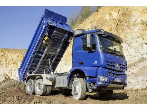 Характеристики бортового грузовика Mercedes-Benz Arocs 6x6 10.7 MT 6x6 Arocs 3333 AK Leaf 3600 (01.2013 - н.в.): фото, грузоподъемность, масса, скорость, двигатель, топливо, отзывы