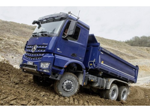 Характеристики бортового грузовика Mercedes-Benz Arocs 6x6 10.7 MT 6x6 Arocs 3333 AK Leaf 3600 (01.2013 - н.в.): фото, грузоподъемность, масса, скорость, двигатель, топливо, отзывы