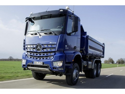 Характеристики бортового грузовика Mercedes-Benz Arocs 6x6 10.7 MT 6x6 Arocs 3333 AK Leaf 4500 (01.2013 - н.в.): фото, грузоподъемность, масса, скорость, двигатель, топливо, отзывы