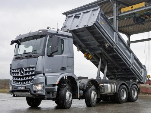 Характеристики бортового грузовика Mercedes-Benz Arocs 8x4 10.7 MT 8x4 Arocs 3236 LK Air 4200 (01.2013 - н.в.): фото, грузоподъемность, масса, скорость, двигатель, топливо, отзывы