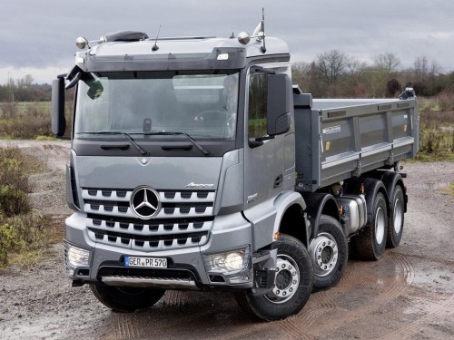 Характеристики бортового грузовика Mercedes-Benz Arocs 8x4 10.7 MT 8x4/4 Arocs 4136 K Leaf 5150 (01.2013 - н.в.): фото, грузоподъемность, масса, скорость, двигатель, топливо, отзывы