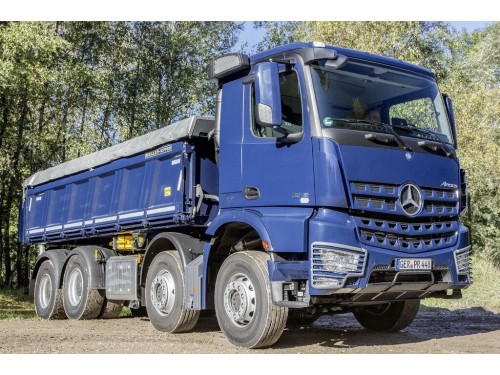 Характеристики бортового грузовика Mercedes-Benz Arocs 8x4 10.7 MT 8x4/4 Arocs 4136 K Leaf 5150 (01.2013 - н.в.): фото, грузоподъемность, масса, скорость, двигатель, топливо, отзывы