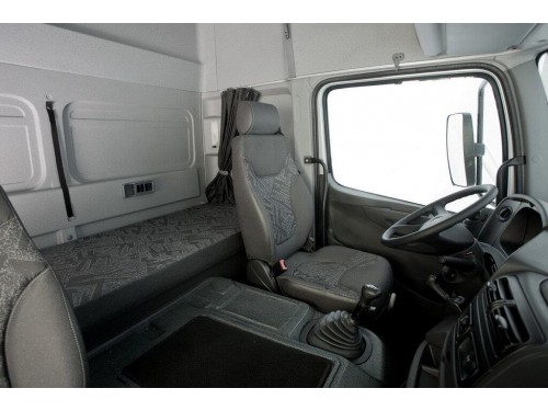 Характеристики тягача Mercedes-Benz Atego 5.1 PowerShift-6 4x2 Atego 921 L 4220 9.5t. (06.2013 - н.в.): фото, размеры, грузоподъемность, масса, скорость, двигатель, топливо, отзывы