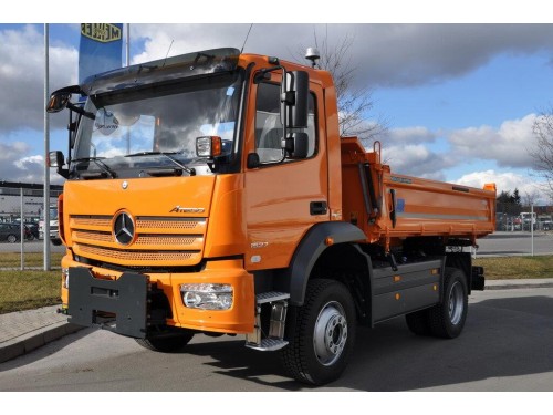 Характеристики бортового грузовика Mercedes-Benz Atego 5.1 PowerShift-6 4x2 Atego 821 K 3320 7.99t. (06.2013 - н.в.): фото, грузоподъемность, масса, скорость, двигатель, топливо, отзывы