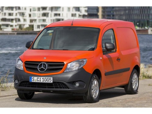 Характеристики минивэна Mercedes-Benz Citan 109 CDI MT (11.2013 - 12.2019): фото, места, вместимость, скорость, двигатель, топливо, отзывы