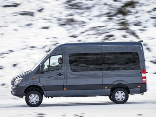 Характеристики грузового фургона Mercedes-Benz Sprinter 313 CDI RWD MT L2H1 3.5т. (03.2013 - 01.2018): фото, размеры, грузоподъемность, масса, скорость, двигатель, топливо, отзывы
