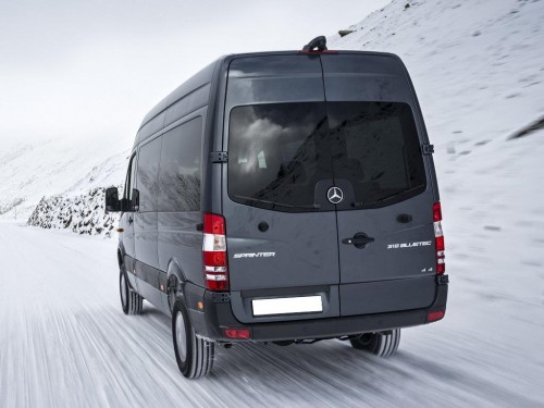 Характеристики грузового фургона Mercedes-Benz Sprinter 313 CDI RWD MT L2H1 3.5т. (03.2013 - 01.2018): фото, размеры, грузоподъемность, масса, скорость, двигатель, топливо, отзывы