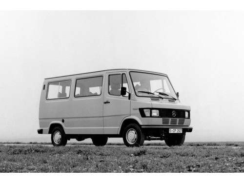 Характеристики автобуса Mercedes-Benz T1 207 D AT L1H1 (08.1977 - 10.1985): фото, места, схема, вместимость, скорость, двигатель, топливо, масса, отзывы