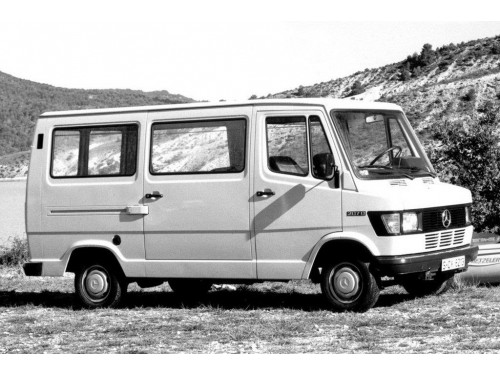 Характеристики автобуса Mercedes-Benz T1 207 D AT L1H2 (08.1977 - 10.1985): фото, места, схема, вместимость, скорость, двигатель, топливо, масса, отзывы