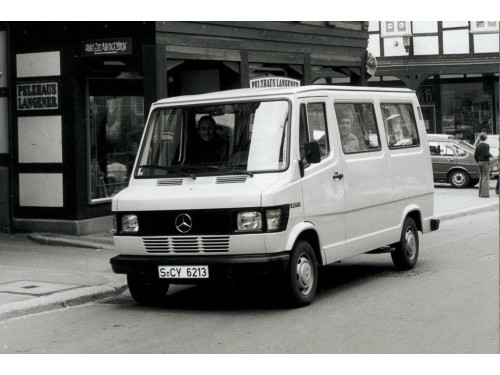 Характеристики автобуса Mercedes-Benz T1 207 D AT L3H1 (08.1977 - 10.1985): фото, места, схема, вместимость, скорость, двигатель, топливо, масса, отзывы