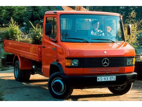 Характеристики бортового грузовика Mercedes-Benz T2 2.4 MT 507D L1 4.6t (06.1986 - 01.1989): фото, грузоподъемность, масса, скорость, двигатель, топливо, отзывы