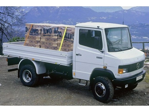 Характеристики бортового грузовика Mercedes-Benz T2 2.4 MT 507D L1 4.6t (06.1986 - 01.1989): фото, грузоподъемность, масса, скорость, двигатель, топливо, отзывы