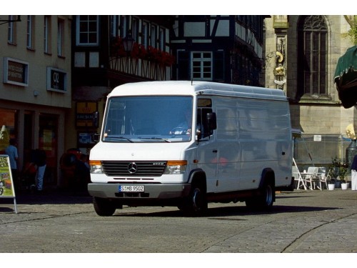 Характеристики грузового фургона Mercedes-Benz Vario 512D MT RWD L1H1 4.8т (07.1996 - 09.2001): фото, размеры, грузоподъемность, масса, скорость, двигатель, топливо, отзывы