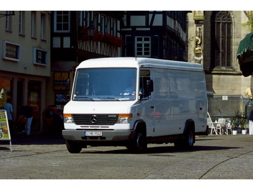 Характеристики грузового фургона Mercedes-Benz Vario 612D MT RWD L1H2 6т (07.1996 - 09.2001): фото, размеры, грузоподъемность, масса, скорость, двигатель, топливо, отзывы