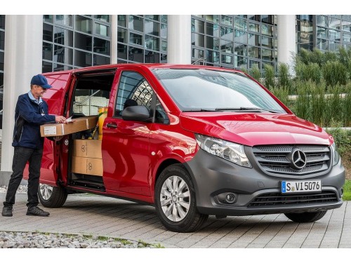 Характеристики грузового фургона Mercedes-Benz Vito 109 CDI MT L1 (12.2014 - 07.2020): фото, размеры, грузоподъемность, масса, скорость, двигатель, топливо, отзывы