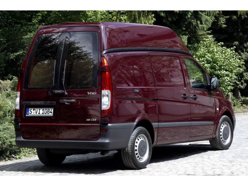 Характеристики грузового фургона Mercedes-Benz Vito 115 CDI MT L3H1 (08.2003 - 02.2010): фото, размеры, грузоподъемность, масса, скорость, двигатель, топливо, отзывы