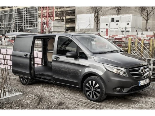 Характеристики цельнометаллического фургона Mercedes-Benz Vito 109 CDI MT L1 Mixto (07.2020 - 09.2020): фото, размеры, грузоподъемность, масса, скорость, двигатель, топливо, отзывы