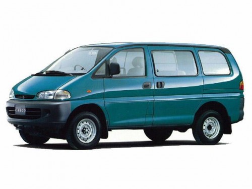 Характеристики грузового фургона Mitsubishi Delica Cargo 2.0 E High Roof (05.1994 - 06.1997): фото, размеры, грузоподъемность, масса, скорость, двигатель, топливо, отзывы