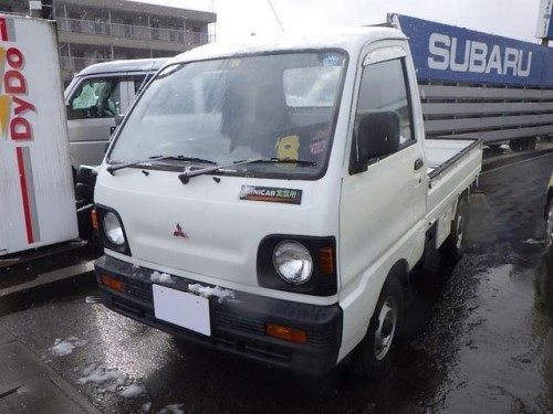 Характеристики бортового грузовика Mitsubishi Minicab 660 Simple Dump three-way (01.1991 - 12.1993): фото, грузоподъемность, масса, скорость, двигатель, топливо, отзывы