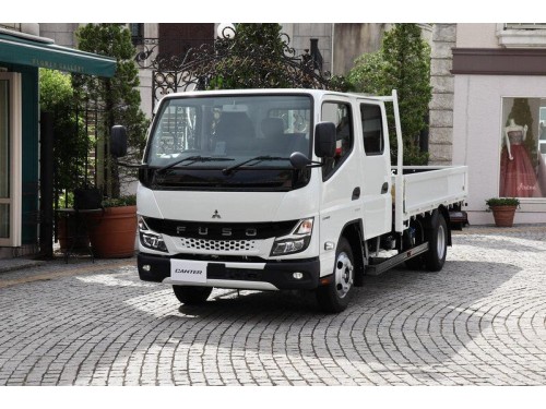 Характеристики бортового грузовика Mitsubishi Fuso Canter 3.0 Single Cab Standard Cab High Roof Long Body Full Low Floor 2t Standard (11.2020 - н.в.): фото, грузоподъемность, масса, скорость, двигатель, топливо, отзывы