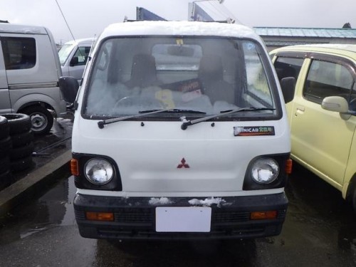 Характеристики бортового грузовика Mitsubishi Minicab 660 TD three-way (01.1991 - 12.1993): фото, грузоподъемность, масса, скорость, двигатель, топливо, отзывы