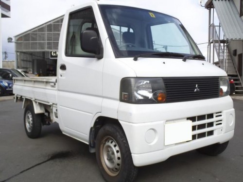 Характеристики грузового фургона Mitsubishi Minicab 660 easy floor dump (11.2000 - 12.2001): фото, размеры, грузоподъемность, масса, скорость, двигатель, топливо, отзывы