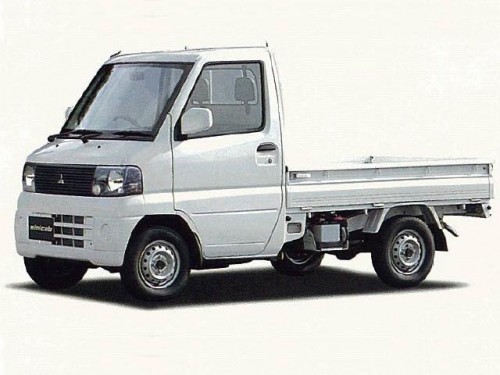 Характеристики бортового грузовика Mitsubishi Minicab 660 40th anniversary commemorative special (05.2006 - 11.2006): фото, грузоподъемность, масса, скорость, двигатель, топливо, отзывы