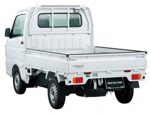 Характеристики грузового автомобиля Mitsubishi Minicab 660 G 4WD (06.2018 - 08.2019): фото, грузоподъемность, масса, скорость, двигатель, топливо, отзывы