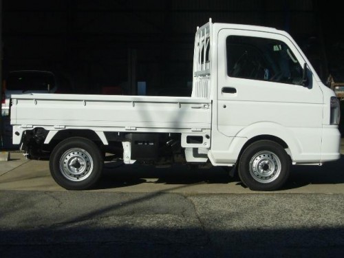 Характеристики грузового автомобиля Mitsubishi Minicab 660 G 4WD (09.2019 - 07.2021): фото, грузоподъемность, масса, скорость, двигатель, топливо, отзывы