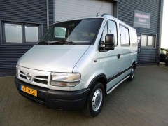 Nissan Interstar 2.5 dCi MT Bus L3H2 3.9t (02.2002 - 08.2003)