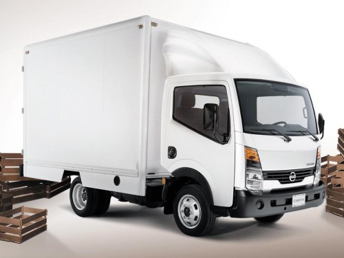 Характеристики грузового автомобиля Nissan Cabstar 2.5 MT Single Cab SWB 3.4t (03.2006 - 01.2014): фото, грузоподъемность, масса, скорость, двигатель, топливо, отзывы