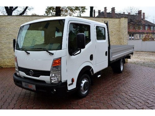 Характеристики грузового автомобиля Nissan Cabstar 2.5 MT Single Cab SWB 3.4t (03.2006 - 01.2014): фото, грузоподъемность, масса, скорость, двигатель, топливо, отзывы