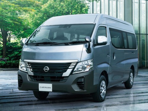 Характеристики цельнометаллического фургона Nissan Caravan 2.5 EX Super Long Body High Roof Low Floor (5 door 3 seat) 4WD (10.2021 - н.в.): фото, размеры, грузоподъемность, масса, скорость, двигатель, топливо, отзывы