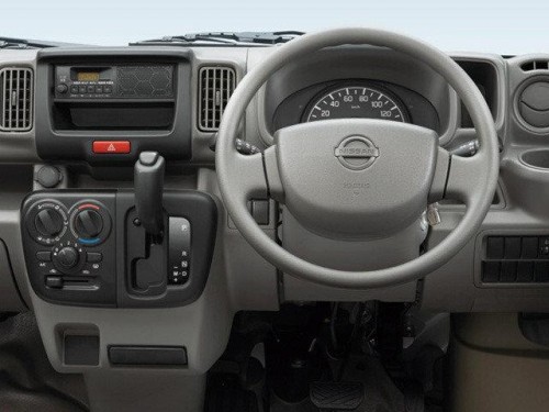 Характеристики минивэна Nissan NV100 Clipper 660 DX GL Package High Roof (02.2016 - 03.2018): фото, места, вместимость, скорость, двигатель, топливо, отзывы