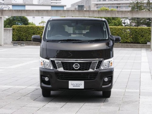 Характеристики минивэна Nissan NV350 Caravan 2.0 Route Van DX Emergency Brake Package Long Body (4 door) (02.2016 - 10.2016): фото, места, вместимость, скорость, двигатель, топливо, отзывы