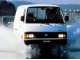 Характеристики грузового фургона Nissan Urvan 2.0 MT SWB Фургон (09.1986 - 03.2001): фото, размеры, грузоподъемность, масса, скорость, двигатель, топливо, отзывы